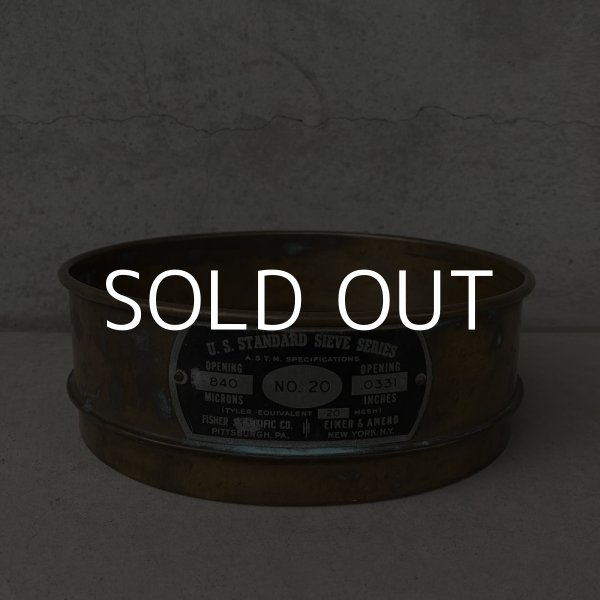 画像2: VINTAGE ANTIQUE FISHER SCIENTIFIC SIEVE ヴィンテージ アンティーク ふるい / インダストリアル ブラスシーブ インテリア ディスプレイ 真鍮 工業用 雑貨 アメリカ (2)