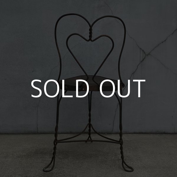 画像2: VINTAGE ANTIQUE ICE CREAM PARLOR CHAIR JAPANNED ヴィンテージ アンティーク アイスクリームパーラーチェア 椅子 アメリカ / インダストリアル ジャパンド ジャパンカラー アイアン 木製 家具 店舗 什器 USA (2) (2)