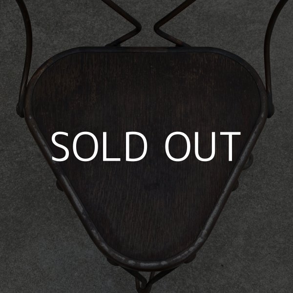 画像5: VINTAGE ANTIQUE ICE CREAM PARLOR CHAIR JAPANNED ヴィンテージ アンティーク アイスクリームパーラーチェア 椅子 アメリカ / インダストリアル ジャパンド ジャパンカラー  アイアン 木製 家具 店舗 什器 USA (5)