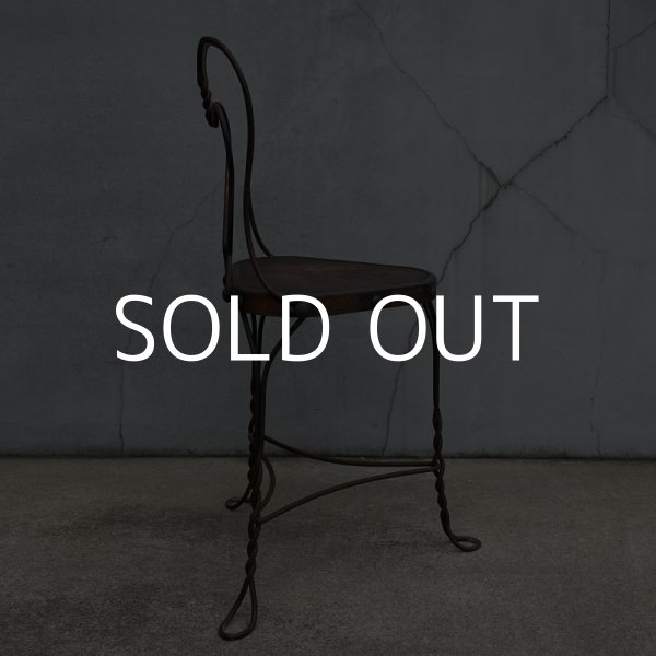 画像3: VINTAGE ANTIQUE ICE CREAM PARLOR CHAIR JAPANNED ヴィンテージ アンティーク アイスクリームパーラーチェア 椅子 アメリカ / インダストリアル ジャパンド ジャパンカラー アイアン 木製 家具 店舗 什器 USA (2) (3)