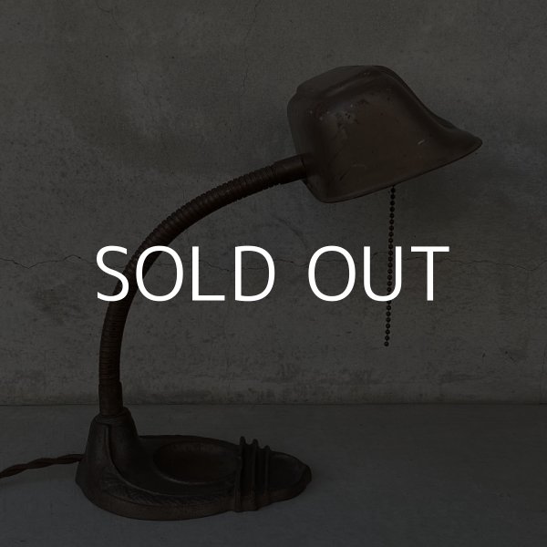 画像3: VINTAGE ANTIQUE DESK LAMP  STAND LIGHT RICHTER METALCRAFT CO ヴィンテージ アンティーク デスクランプ デスクライト スタンドライト 卓上ライト アメリカ / インダストリアル グースネック 照明 アイアン 鉄 USA (3)