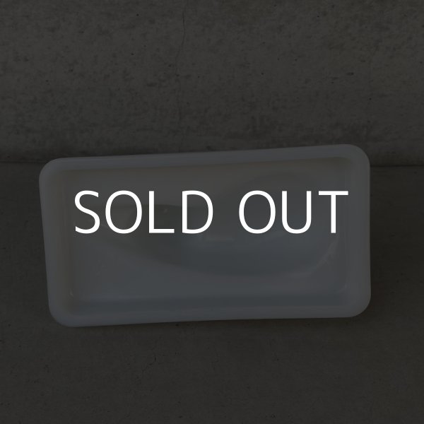 画像9: VINTAGE ANTIQUE WESTMORELAND MILK GLASS CAT ヴィンテージ アンティーク 猫 小物入れ / コレクタブル オブジェ ディスプレイ インテリア ミルクガラス 容器 雑貨 アメリカ (9)