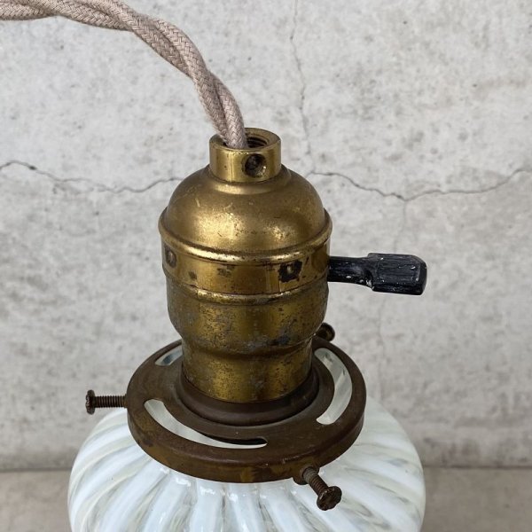 画像5: VINTAGE ANTIQUE OPALESCENT GLASS ヴィンテージ アンティーク 吊り下げライト オパールセントガラス 照明 / ライト ランプ ペンダントライト ガラスシェード 天井照明 店舗什器 アメリカ USA (2) (5)