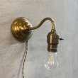 画像2: VINTAGE ANTIQUE LAMP LIGHT WALL LAMP ヴィンテージ アンティーク ライト ウォールランプ 壁付け照明 ブラケットランプ / ランプ 真鍮 店舗什器 アメリカ USA (7) (2)