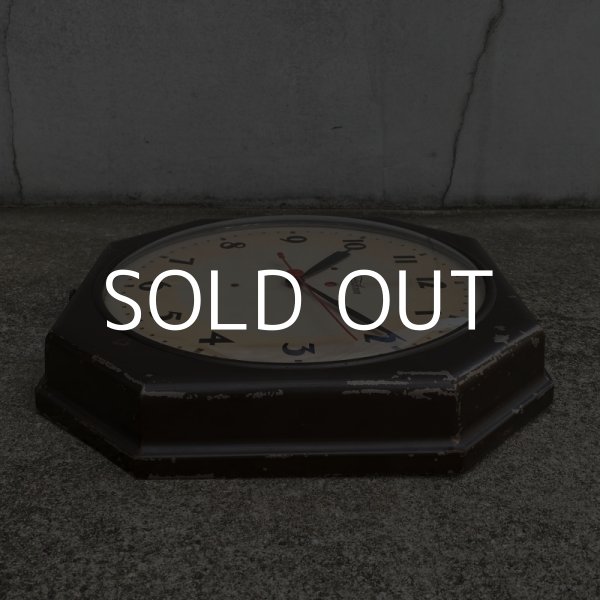 画像5: VINTAGE ANTIQUE WALL CLOCK TELECHRON ヴィンテージ アンティーク ウォールクロック 壁掛け時計 テレクロン / インダストリアル スクールクロック 八角形 鉄 店舗什器 アメリカ USA (5)