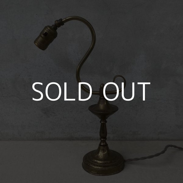画像4: VINTAGE ANTIQUE DESKLAMP ヴィンテージ アンティーク デスクライト スタンドライト テーブルランプ 卓上ライト 照明 / インテリア ブラス 真鍮 LEVITON 店舗什器 アメリカ USA (2) (4)