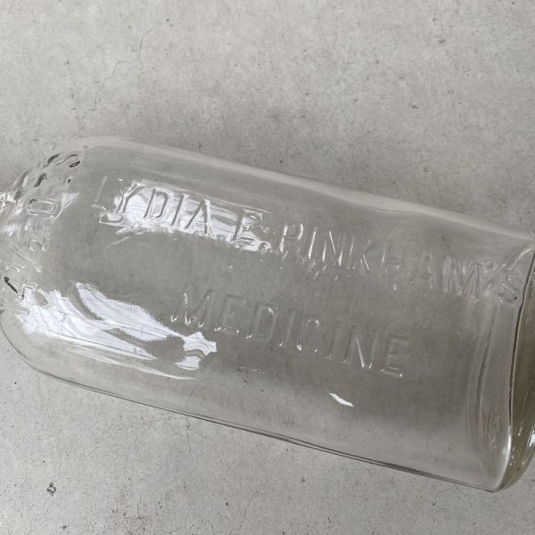 画像8: VINTAGE ANTIQUE DRUG BOTTLE MEDICINE BOTTLE ヴィンテージ アンティーク ドラックボトル メディスンボトル 薬瓶 / ドラッグジャー ガラス ディスプレイ インテリア アメリカ USA (1) (8)