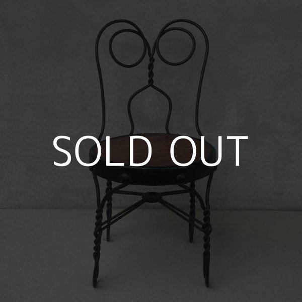 画像2: VINTAGE ANTIQUE KIDS CHAIR ヴィンテージ アンティーク 椅子 アイスクリームチェア パーラーチェア / キッズ 子供用 家具 インテリア アイアン 店舗什器 アメリカ USA (2)