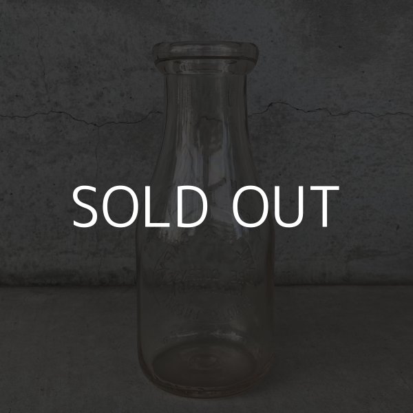 画像2: VINTAGE ANTIQUE BOTTOLE ヴィンテージ アンティーク ガラス瓶 ボトル  /  ガラス ディスプレイ インテリア ミルク瓶 アメリカ USA (2)