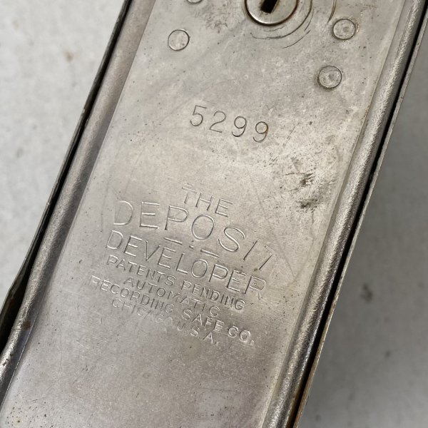 画像8: VINTAGE ANTIQUE COIN BANK ヴィンテージ アンティーク コインバンク 貯金箱 / コレクタブル オブジェ インテリア ノベルティー 銀行 アメリカ USA (3) (8)