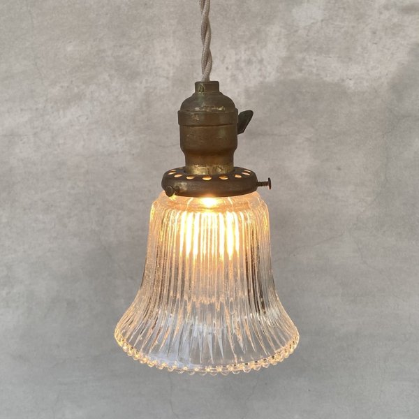 画像9: VINTAGE ANTIQUE LAMP ヴィンテージ アンティーク 吊り下げライト / ライト ペンダントライト ガラスシェード  スカート 天井照明 アメリカ (9)