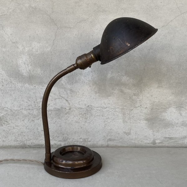 画像3: VINTAGE ANTIQUE DESKLAMP ヴィンテージ アンティーク デスクランプ スタンドライト 卓上ライト 照明 / グースネック インダストリアル アイアン 鉄 店舗什器 アメリカ (3)