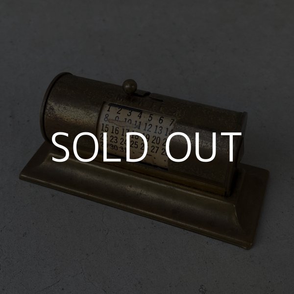 画像1: VINTAGE ANTIQUE DESK CALENDAR PARK SHERMAN ヴィンテージ アンティーク カレンダー パークシャーマン / 万年カレンダー デスクカレンダー 雑貨 小物 ブラス アメリカ (1)