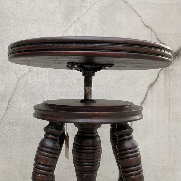 画像7: VINTAGE ANTIQUE PIANO CHAIR STOOL  ヴィンテージ アンティーク ピアノチェア スツール 椅子 / 回転いす ウッド 木製 家具 店舗什器 アメリカ (2) (7)