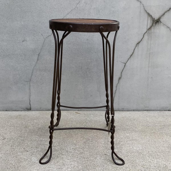 画像2: VINTAGE ANTIQUE PARLOR CHAIR STOOL  ヴィンテージ アンティーク パーラーチェア スツール 椅子 / インダストリアル アイアン 鉄 家具 店舗什器 アメリカ (2)
