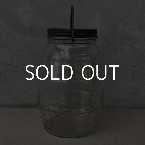 画像3: VINTAGE ANTIQUE GLASS JAR BARREL JAR ヴィンテージ アンティーク ガラスジャー バレルジャー 瓶 / ボトル ガラス 樽型 小物入れ 収納 店舗什器 アメリカ (3)