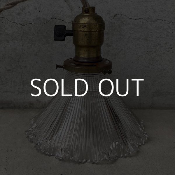 画像3: VINTAGE ANTIQUE LAMP ヴィンテージ アンティーク 吊り下げライト / ライト ペンダントライト ガラスシェード  スカート HUBBELL GE 天井照明 店舗什器 アメリカ (2) (3)