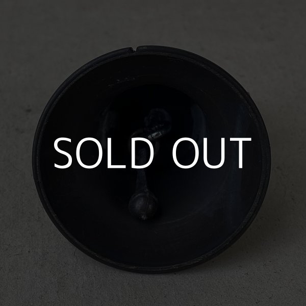 画像6: VINTAGE ANTIQUE LIBERTY BELL JAPANNED ヴィンテージ アンティーク リバティーベル 自由の鐘 ジャパンカラー ジャパンド / コレクタブル オブジェ 鈴 鐘 雑貨 小物 アメリカ (2) (6)