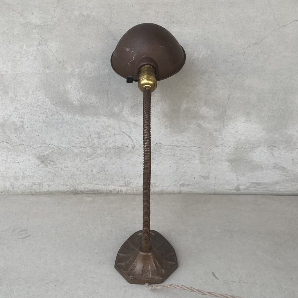 画像2: VINTAGE ANTIQUE FARIES DESKLAMP  ヴィンテージ アンティーク フェアリーズ デスクランプ スタンドライト 卓上ライト 照明 / コレクタブル グースネック  店舗什器 アメリカ (2) (2)