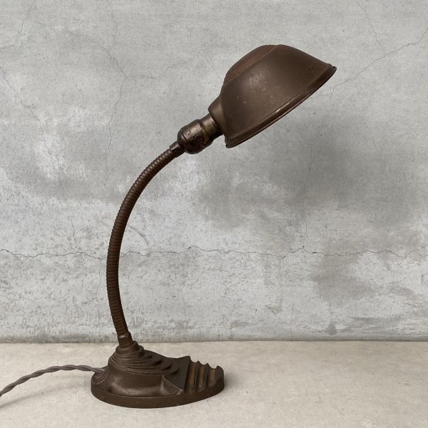 画像3: VINTAGE ANTIQUE DESKLAMP EAGLE ヴィンテージ アンティーク デスクランプ スタンドライト 卓上ライト 照明 / グースネック インダストリアル アイアン 鉄 店舗什器 アメリカ (3)