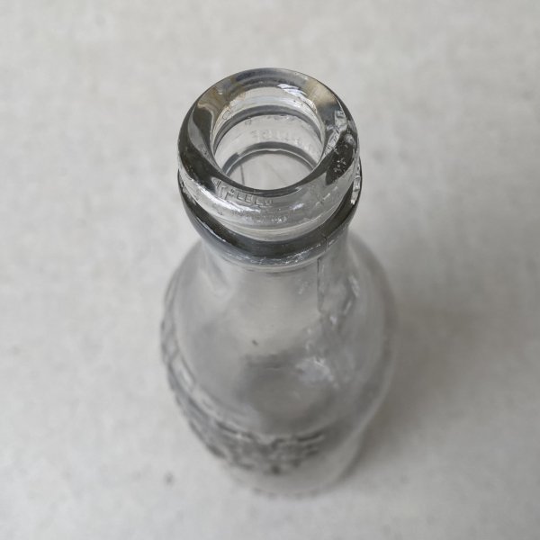 画像5: VINTAGE ANTIQUE SUPREME BOTTLING CO. ヴィンテージ アンティーク ガラス瓶 ガラスボトル  / ガラス ディスプレイ インテリア 花瓶  アメリカ USA (1) (5)