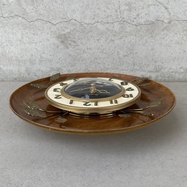 画像4: VINTAGE ANTIQUE WALL CLOCK UNITED ヴィンテージ アンティーク ウォールクロック 壁掛け時計 / インテリア ミッドセンチュリー リーフ 葉っぱ ブラウン 茶色 店舗什器 アメリカ USA (4)