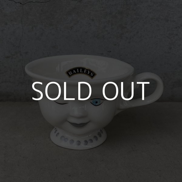 画像1: VINTAGE ANTIQUE BAILEYS HELEN HUNT CUP ヴィンテージ アンティーク ベイリーズ フェイスカップ ヘレンハント / コレクタブル オブジェ ティーカップ マグカップ ノベルティ 陶器 食器 雑貨 (1) (1)