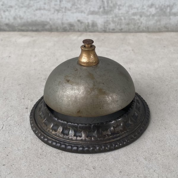 画像4: VINTAGE ANTIQUE BELL  ヴィンテージ アンティーク 呼び鈴 カウンターベル / コールベル デスクベル 卓上ベル コレクタブル オブジェ 鈴 鐘 雑貨 小物 店舗 アメリカ (2) (4)