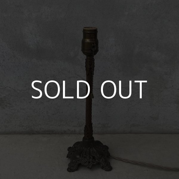 画像2: VINTAGE ANTIQUE DESKLAMP ヴィンテージ アンティーク デスクランプ スタンドライト 卓上ライト 照明 / テーブルランプ ろうそく型 キャンドル 店舗什器 アメリカ (2)