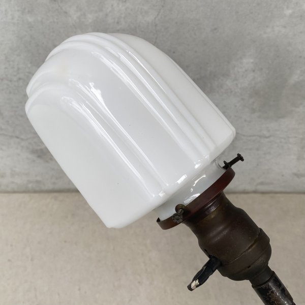 画像6: VINTAGE ANTIQUE DESKLAMP JAPANNED HUBBELL GE ヴィンテージ アンティーク デスクランプ スタンドライト ジャパンド ジャパンカラー 卓上ライト 照明 / ミルクガラスシェード グースネック コレクタブル 店舗什器 アメリカ (6)