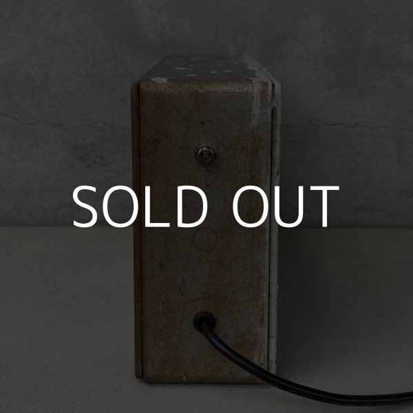 画像4: VINTAGE ANIQUE EXIT SIGN ヴィンテージ アンティーク 看板 電光看板 出口 / ライトサイン サインランプ 電飾看板 非常口 ガレージ 店舗什器 アメリカ (4)