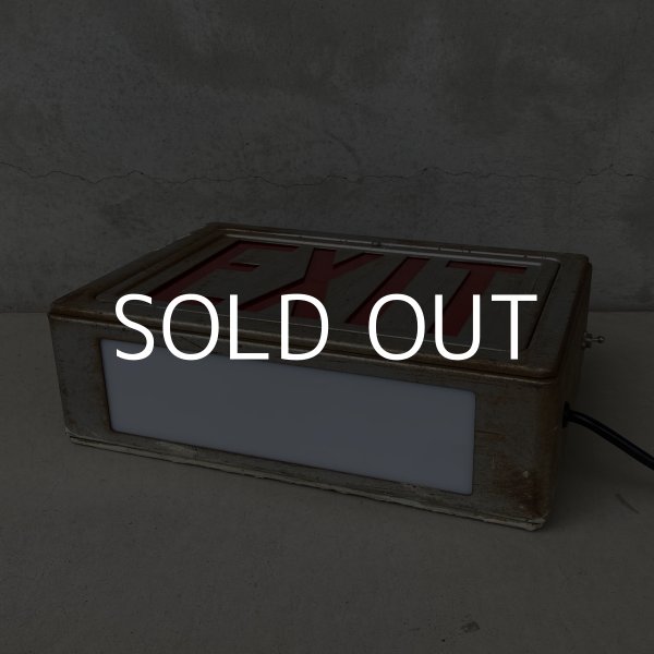 画像6: VINTAGE ANIQUE EXIT SIGN ヴィンテージ アンティーク 看板 電光看板 出口 / ライトサイン サインランプ 電飾看板 非常口 ガレージ 店舗什器 アメリカ (6)