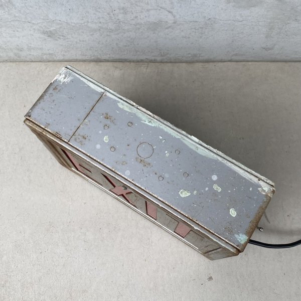 画像5: VINTAGE ANIQUE EXIT SIGN ヴィンテージ アンティーク 看板 電光看板 出口 / ライトサイン サインランプ 電飾看板 非常口 ガレージ 店舗什器 アメリカ (5)