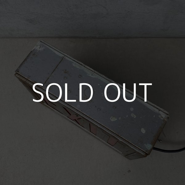 画像5: VINTAGE ANIQUE EXIT SIGN ヴィンテージ アンティーク 看板 電光看板 出口 / ライトサイン サインランプ 電飾看板 非常口 ガレージ 店舗什器 アメリカ (5)