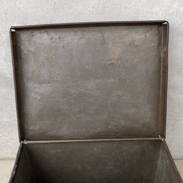 画像9: VINTAGE ANTIQUE KRAK-R-JAK  THE UNION BISCUIT CO. TIN CAN ヴィンテージ アンティーク  クラッカージャック ティン 缶 箱 ボックス / アドバタイジング  ビスケット ブリキ 小物入れ 収納 雑貨 企業物 アメリカ   (9)