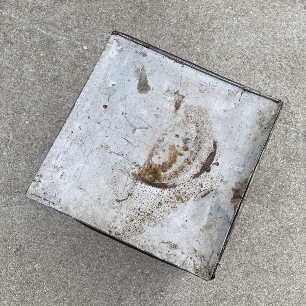 画像6: VINTAGE ANTIQUE MCCORMICK'S BISCUITTIN CAN ヴィンテージ アンティーク マコーミック ティン 缶 / ボックス アドバタイジング ディスプレイ ブリキ 小物入れ 収納 箱 企業物 店舗什器 アメリカ (6)