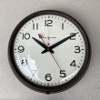 画像1: VINTAGE ANTIQUE GENERAL ELECTRIC WALL CLOCK GE ヴィンテージ アンティーク ウォールクロック ゼネラルエレクトリック 壁掛け時計 / スクールクロック ベークライト ブラウン 茶色 店舗什器 アメリカ (1) (1)