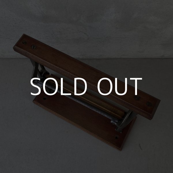 画像6: VINTAGE ANTIQUE PAPER CUTTER PAPER HOLDER ヴィンテージ アンティーク ペーパーカッター ペーパーホルダー ラッピングペーパーホルダー / ロールペーパー 店舗什器 アメリカ (6)