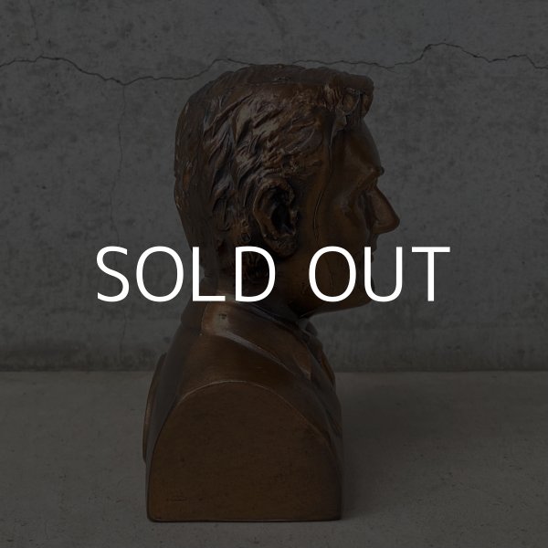 画像3: VINTAGE ANTIQUE ABRAHAM LINCOLN COIN BANK BANTHRICO ヴィンテージ アンティーク  エイブラハム リンカーン コインバンク 貯金箱  オブジェ / コレクタブル  ディスプレイ 大統領 胸像 置物 アメリカ (3)