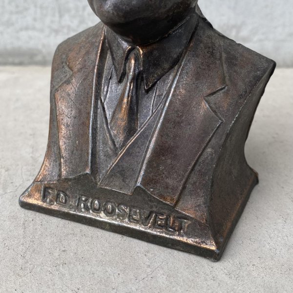 画像7: VINTAGE ANTIQUE FRANKLIN D. ROOSEVELT COIN BANK ヴィンテージ アンティーク ルーズベルト コインバンク 貯金箱 オブジェ / コレクタブル ディスプレイ 大統領 胸像 置物 アメリカ (7)