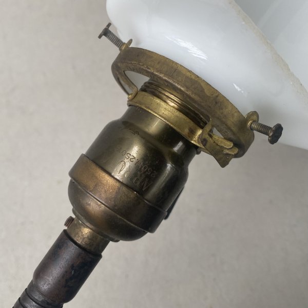 画像9: VINTAGE ANTIQUE DESKLAMP ALADDIN MFG Co. ヴィンテージ アンティーク デスクランプ スタンドライト 卓上ライト 照明 / テーブルランプ ミルクガラスシェード グースネック アメリカ (2) (9)