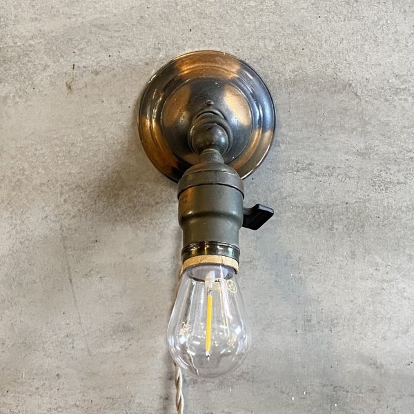 画像2: VINTAGE ANTIQUE LAMP LIGHT WALL LAMP JAPANNED ヴィンテージ アンティーク ジャパンド ライト ウォールランプ 壁付け照明 ブラケットランプ / ジャパンカラー コレクタブル 店舗什器 アメリカ 11 (2)