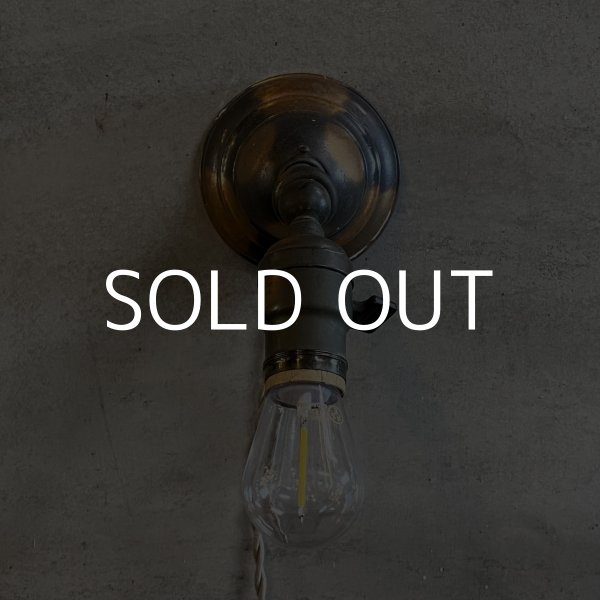 画像2: VINTAGE ANTIQUE LAMP LIGHT WALL LAMP JAPANNED ヴィンテージ アンティーク ジャパンド ライト ウォールランプ 壁付け照明 ブラケットランプ / ジャパンカラー コレクタブル 店舗什器 アメリカ 11 (2)