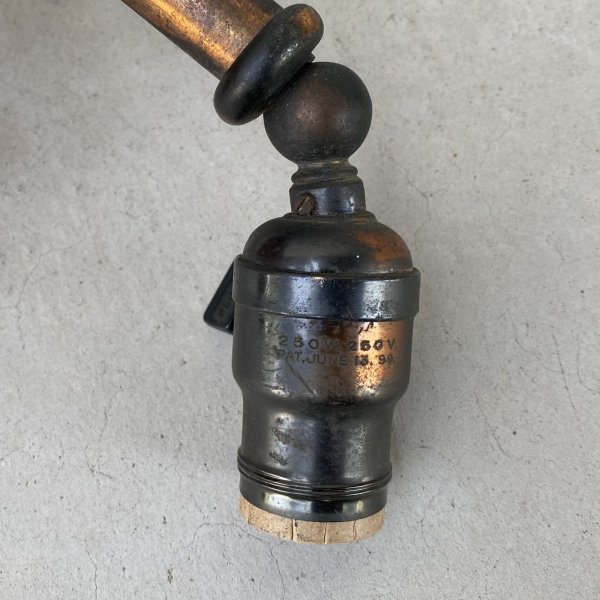 画像7: VINTAGE ANTIQUE LAMP LIGHT WALL LAMP JAPANNED ヴィンテージ アンティーク ジャパンド ライト ウォールランプ 壁付け照明 ブラケットランプ / ジャパンカラー コレクタブル 店舗什器 アメリカ 11 (7)