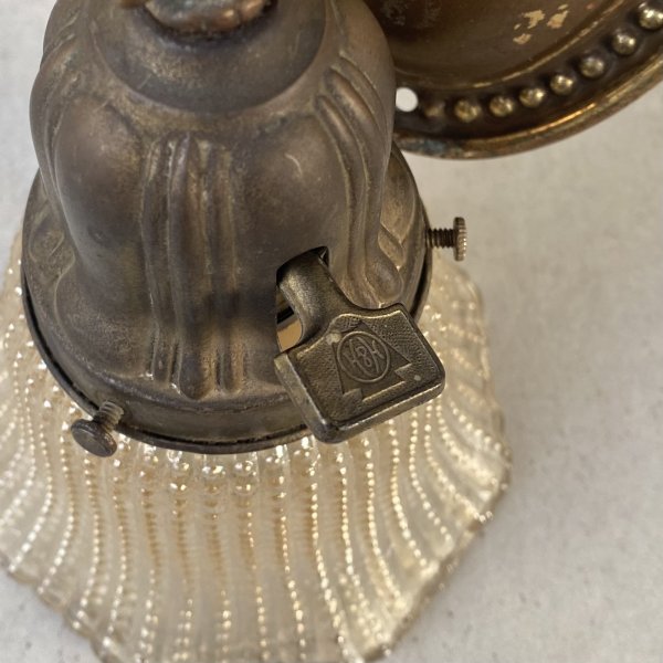 画像9: VINTAGE ANTIQUE LAMP LIGHT WALL LAMP ヴィンテージ アンティーク ライト ウォールランプ 壁付け照明 ブラケットランプ / ランプ ガラスシェード ブラス 真鍮 E26 店舗什器 アメリカ USA 17 (9)