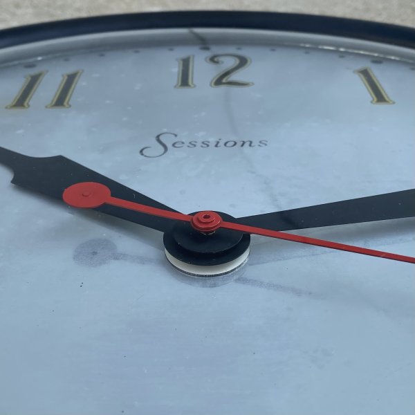 画像7: VINTAGE ANTIQUE WALL CLOCK SESSIONS ヴィンテージ アンティーク ウォールクロック 壁掛け時計 セッション / スクールクロック ベークライト ブラック 黒色 丸型 店舗什器 アメリカ (7)