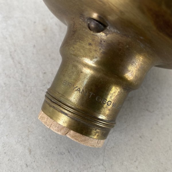 画像9: VINTAGE ANTIQUE LIGHTING BRYANT ヴィンテージ アンティーク  シーリングライト ウォールランプ 天井照明 壁付け照明  / ライト ランプ インテリア 電気 ショップ 真鍮 店舗什器 E26 アメリカ (2) (9)