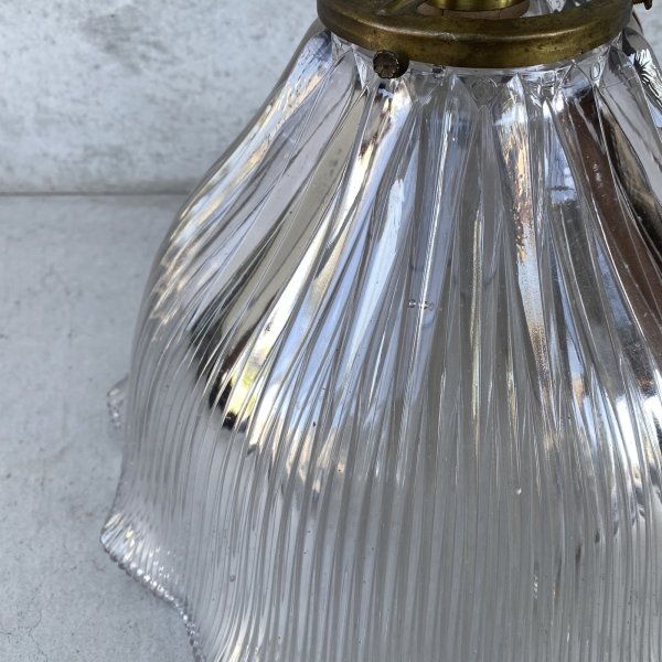 画像7: VINTAGE ANTIQUE HOLOPHANE LAMP ヴィンテージ アンティーク ホロフェーンランプ 天井照明 シーリングランプ / ライト ガラスシェード 店舗什器 アメリカ (2) (7)