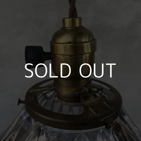 画像8: VINTAGE ANTIQUE HOLOPHANE LAMP ヴィンテージ アンティーク ホロフェーンランプ 天井照明 シーリングランプ / ライト ガラスシェード 店舗什器 アメリカ (1) (8)