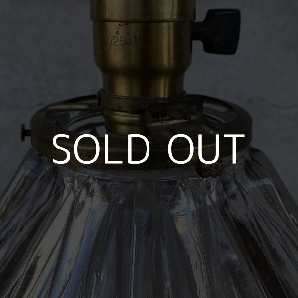 画像10: VINTAGE ANTIQUE HOLOPHANE LAMP ヴィンテージ アンティーク ホロフェーンランプ 天井照明 シーリングランプ / ライト ガラスシェード 店舗什器 アメリカ (2) (10)